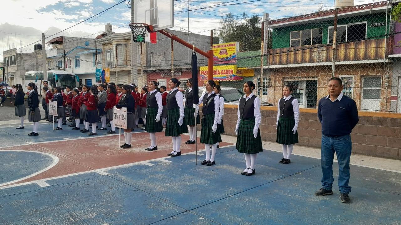Desfiles y actos cívicos